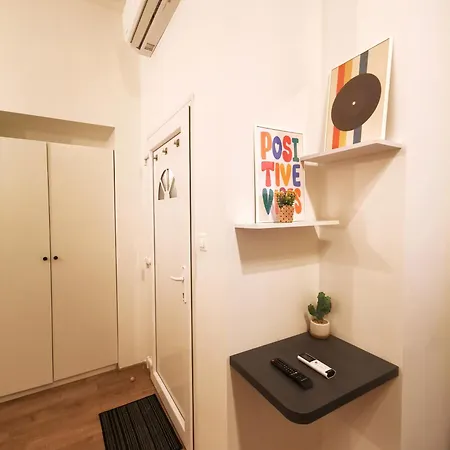 Retro Designstudio In Downtown *