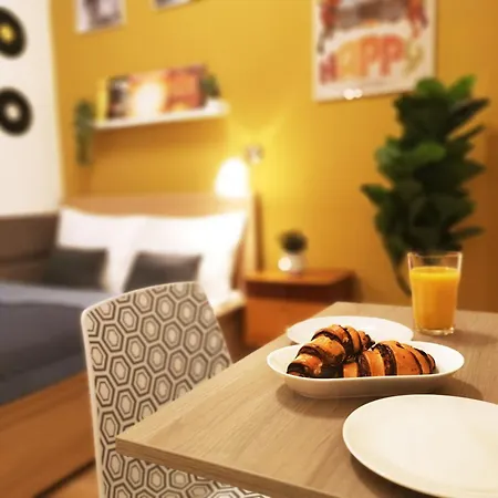 Apartmán Retro Designstudio In Downtown *